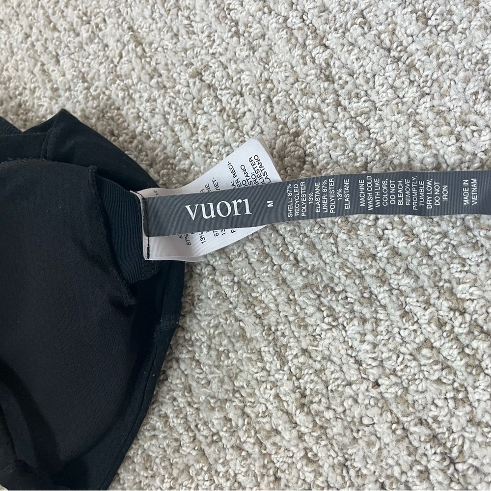 Vuori long line elevation bra, heather black, medium - Picture 3 of 3